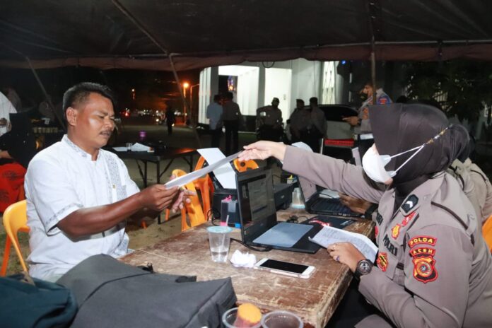 Sukseskan Mudik Lebaran, Polda Aceh Gelar Vaksinasi Hingga Malam