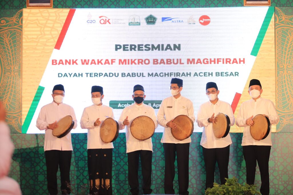 OJK Resmikan Bank Waqaf Mikro di Dayah Babul Magfirah Aceh Besar