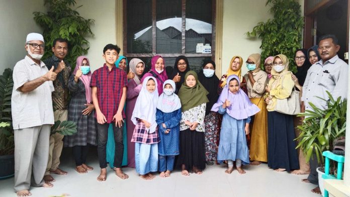 IKMALI santuni Yatim, piatu dan fakir miskin.