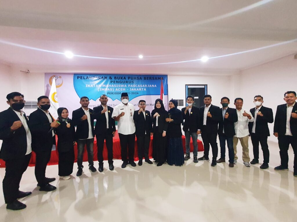 Safrizal Imbau Mahasiswa Pascasarjana Selesaikan Kuliah Tepat Waktu