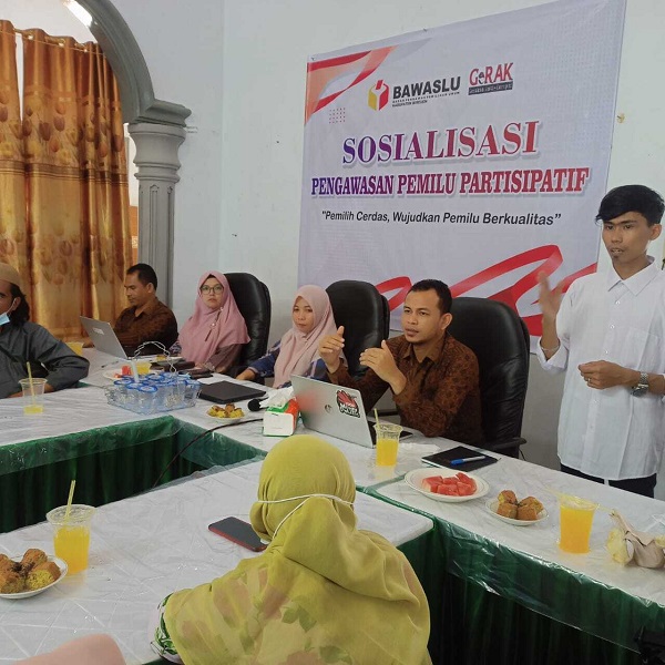Panwaslih-Bireuen GeRAK Bireuen dan Panwaslih Bireuen menggelar sosialiasi pemilu dan pilkada kepada penyandang disabilitas. Foto: ist.