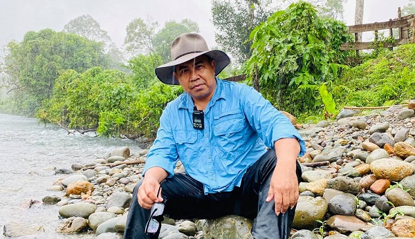 teuku murdani Teuku Murdani menulis bahwa bencana alam banjir di Lhoksukon sudah terjadi sejak zaman belanda bercokol di sana. Hanya saja karena semakin rusaknya alam, dan tanpa penanganan serius, banjir semakin besar, lama, dan daya rusaknya sangat tinggi. Foto: Doc. Teuku Murdani.