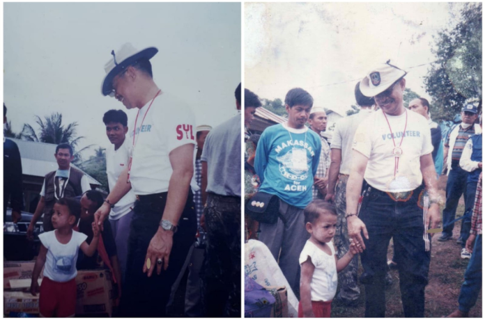 Syahrul Yasin Limpo memegang tangan anak korban gempa & tsunami Aceh 2004 di Pesantren Hidayatullah, Lhoknga. Foto: Doc Mursalin.