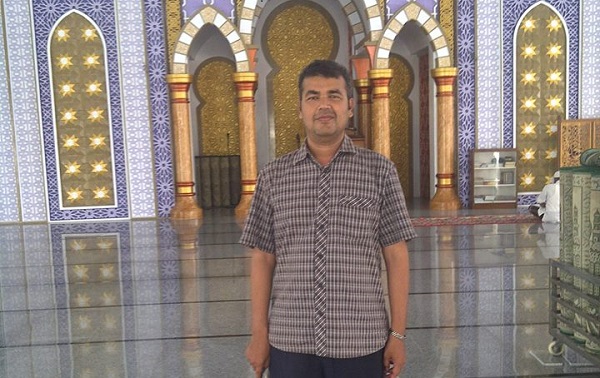 Masthur Yahya Ketua KKR Aceh Teungku Masthur Yahya,S.H, Rabu (11/1/2023) memberikan apresiasi kepada Presiden Jokowi yang telah memberikan pengakuan terhadap 12 kasus pelanggaran HAM di Indonesia. Dia berharap negara juga tidak sebatas mengakui, tapi juga menyelesaikan berbagai kasus pelanggaran HAM lainnya di Aceh. Foto: Dok. Masthur Yahya.