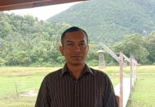 Teungku Jamaica Tanggapi Polemik Pengiriman Bantuan dari Malaysia Gubernur dan 3 Rektor Dukung Teungku Jamaica Masuk Kabinet Merah Putih Teungku Jamaika Desak Gubernur Aceh Copot Kepala SKPA Tak Profesional Teungku Jamaica Tanggapi Polemik Pengiriman Bantuan dari Malaysia