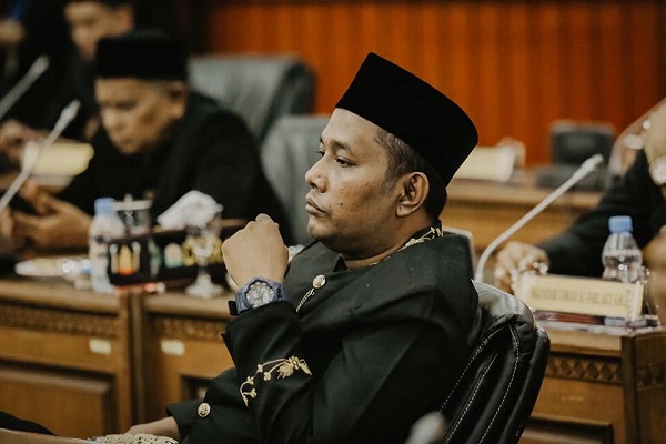 saiful-bahri-yahya Ketua DPRA Saiful Bahri tidak menghadiri rapat paripurna Raqan Pertanggungjawaban APBA tahun 2022. Foto: Doc SB.