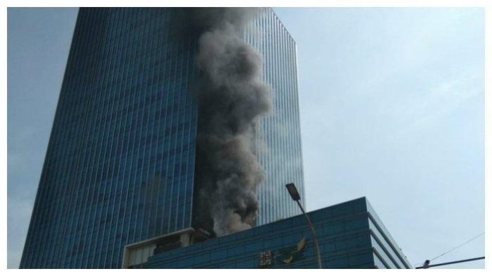 K-Link-Tower-Jaksel-terbakar Gedung K-Link Tower
