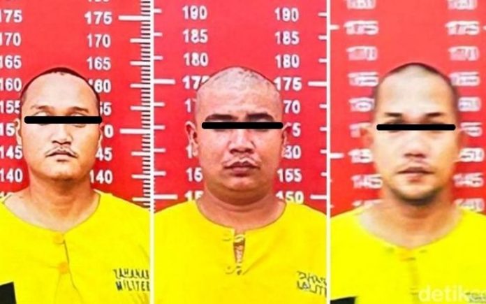 wajah 3 tni, Tiga oknum prajurit TNI yang diduga menganiaya warga Aceh hingga tewas ditetapkan sebagai tersangka. Ketiganya ialah Praka RM, Praka HS, dan Praka J. (Kadek ML/detikcom)