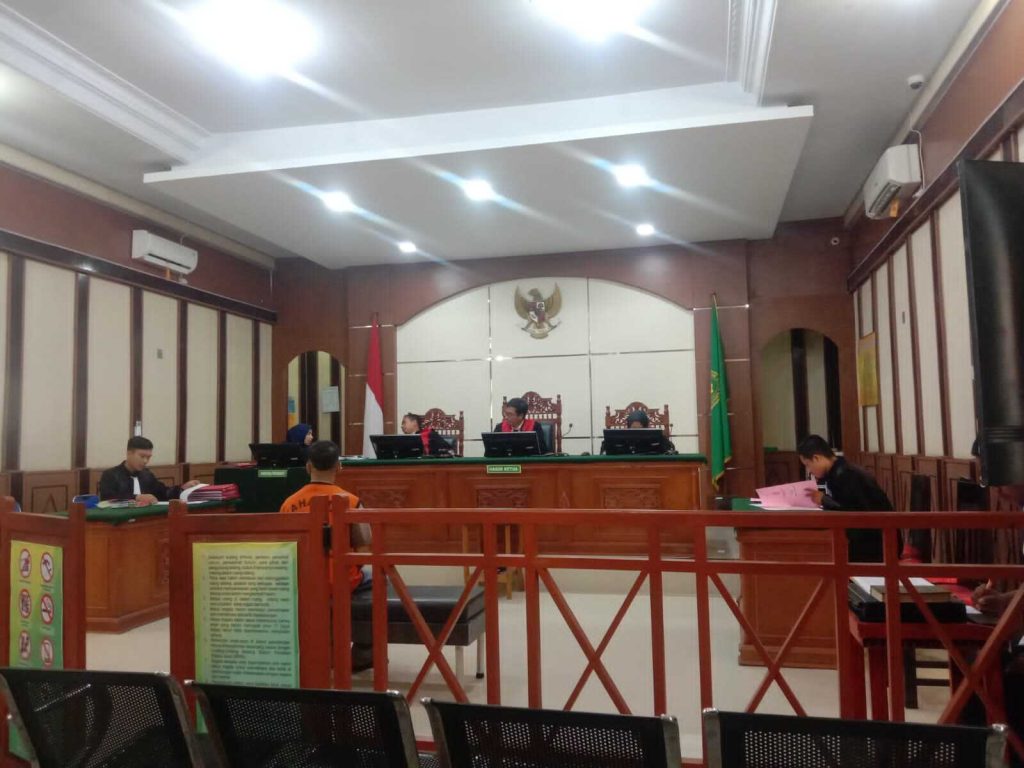 Warga Kuta Blang