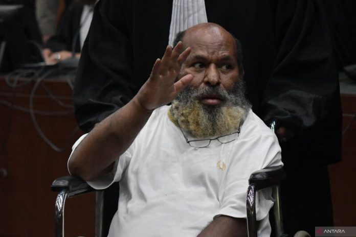 Eks Gubernur Papua Lukas Enembe divonis 8 tahun penjara oleh Majelis Hakim Pengadilan Tipikor PN Jakpus, Kamis (19/10/2023). Foto: Most 1058.