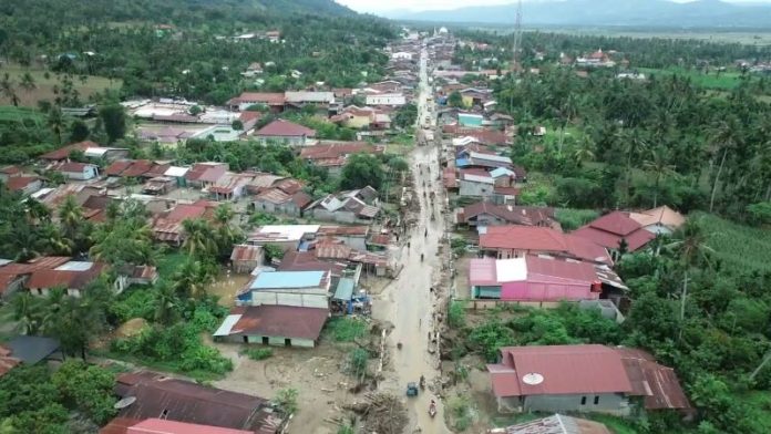 Banjir Aceh Tenggara berangsur surut Banjir Aceh Tenggara berangsur surut, Kondisi banjir yang melanda wilayah Aceh Tenggara sejak Senin (13/11/2023) yang lalu. Foto: BPBD Aceh Tenggara.