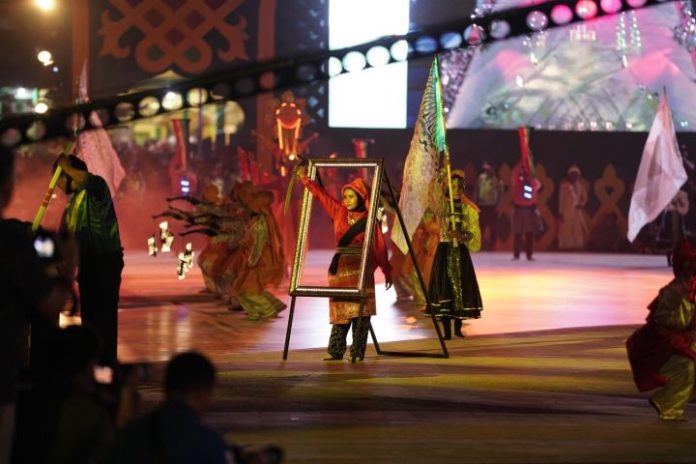 Pembukaan PKA 8 berhasil memukau ribuan pengunjung. Foto: PKA.