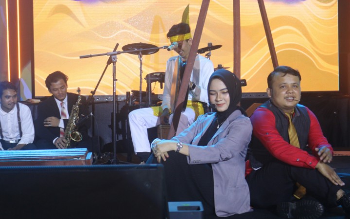 elawan Korupsi dengan Tawa: Kisah Caleg & Pohon Keramat di Hakordia 2023