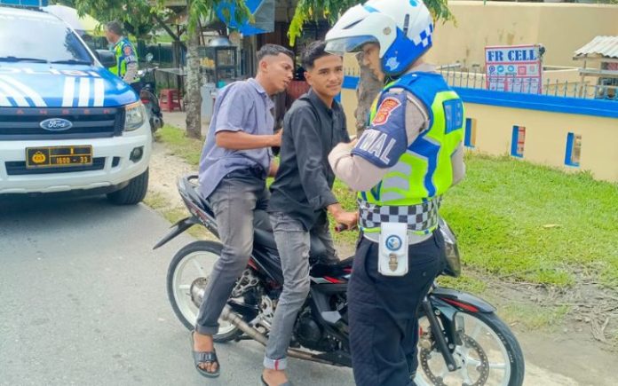 121 sepeda motor (sepmor) berknalpot brong atau knalpot racing terjaring razia oleh Ditlantas Polda Aceh bersama Satlantas Polres jajaran. Foto: Humas.