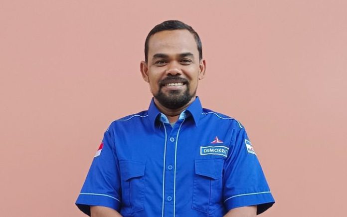 Maimunzir: Dari Seni ke Parlemen, Untuk Pulihkan Fungsi Dewan Maimunzir, Caleg Dapil 5 DPRK Aceh Timur dari Partai Demokrat. Foto: Ho for Komparatif.ID.