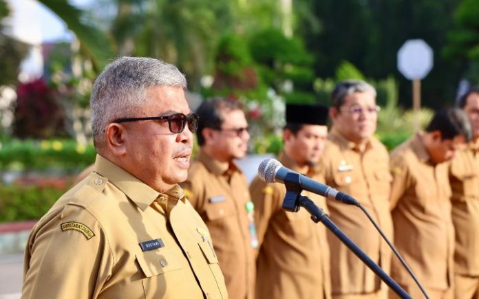 Sekretaris Daerah (Sekda) Aceh Bustami Hamzah