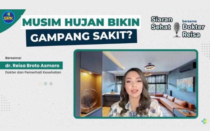 dr Reisa Rawan Sakit, Ini Kiat Jaga Kesehatan Saat Musim Hujan dr Reisa Broto Asmoro pada siaran kesehatan melalui kanal YouTube Kementerian Kesehatan RI yang diakses Komparatif.ID pada Kamis (18/1/2024). Foto: Komparatif.ID/Youtube: Kementerian Kesehatan RI.