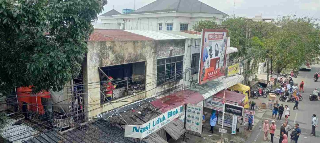 Nasi uduk blok m