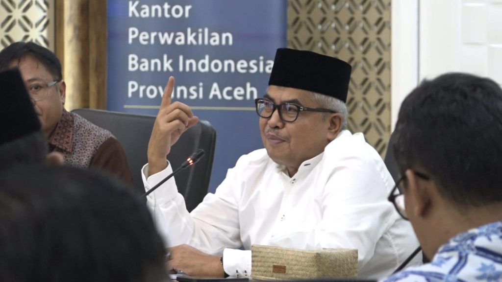 Pj Gubernur Bustami Hamzah menyebut inflasi di Aceh masih relatif terkendali. Foto: Ho for Komparatif.ID.