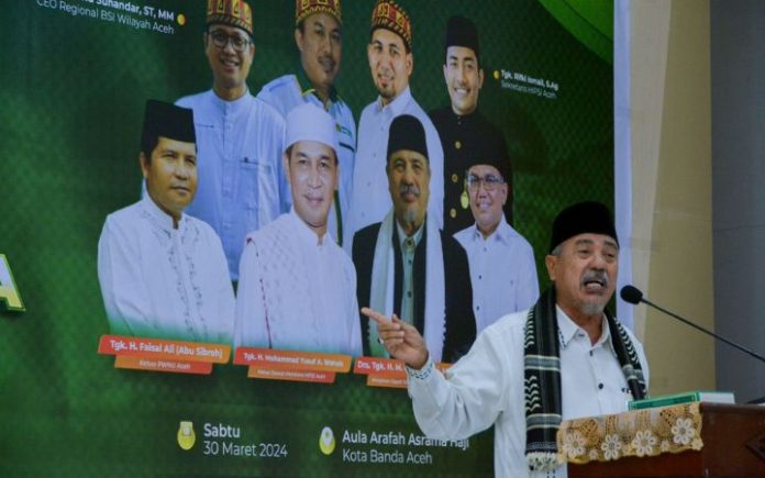 Abi Daud Dukung Muhammad Balia Maju Pilwako Banda Aceh Drs Tgk H Muhammad Daud Hasbi MA (Abi Daud). Foto: Ho for Komparatif.ID.