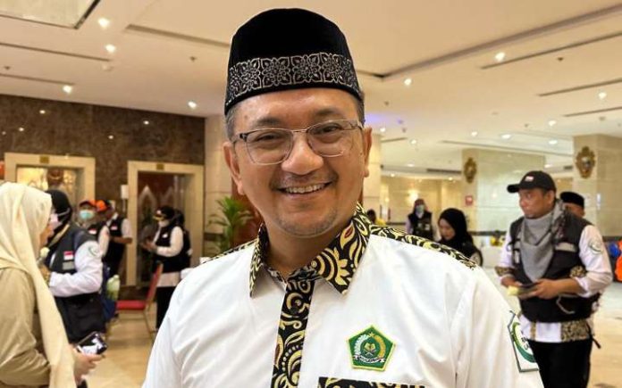 Konjen Gunakan Visa Non-Haji, 22 WNI Dideportasi dari Arab Saudi Konsul Jenderal (Konjen) Republik Indonesia di Jeddah Yusron B Ambary. Foto: Kemenag RI.