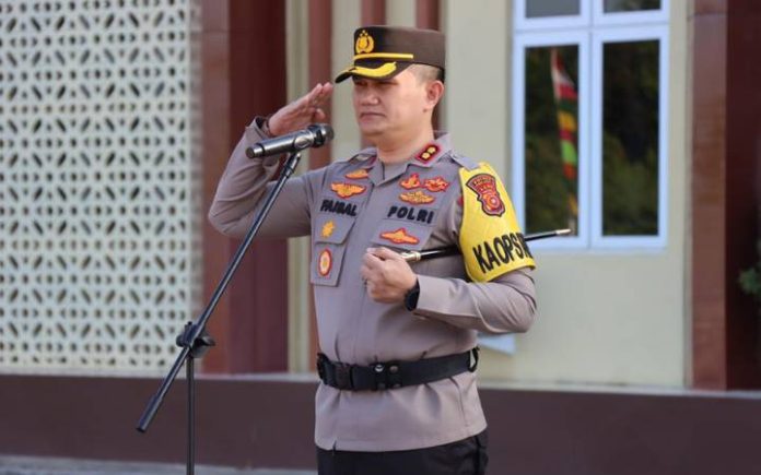 Kapolres Pidie Jaya Pimpin Apel Pasukan Operasi Patuh Seulawah 2024 Kapolres Pidie Jaya AKBP Ahmad Faisal Pasaribu. Foto: HO for Komparatif.ID.