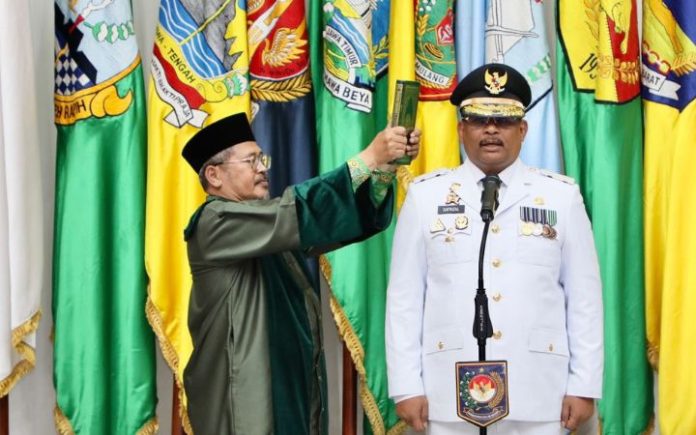 Pelantikan Safrizal ZA Bustami Mundur, Mendagri Lantik Safrizal Pj Gubernur Aceh Dirjen Bina Adwil Kemendagri Dr. Safrizal ZA dilantik sebagai Pj Gubernur Aceh menggantikan Bustami Hamzah. Foto: HO for Komparatif.ID.