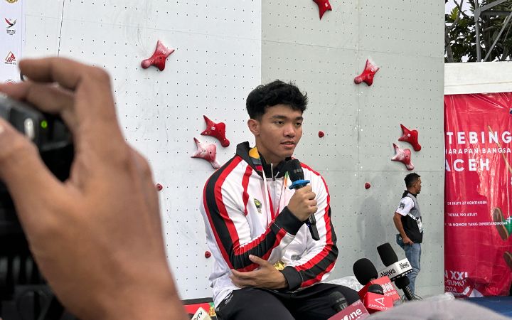 Kiromal Katibin target lolos ke Olimpiade LA 2026. Foto: Komparatif.ID/Fuad Saputra.