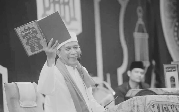 Tu Sop (2) Tu Sop Disalatkan di Masjid Raya Baiturrahman Malam Ini PB HUDA Ajak Masyarakat Ikut Serta Menurut rencana, jenazah Tu Sop akan disalatkan di Masjid Raya Baiturrahman, Banda Aceh malam ini. Foto: HO for Komparatif.ID.