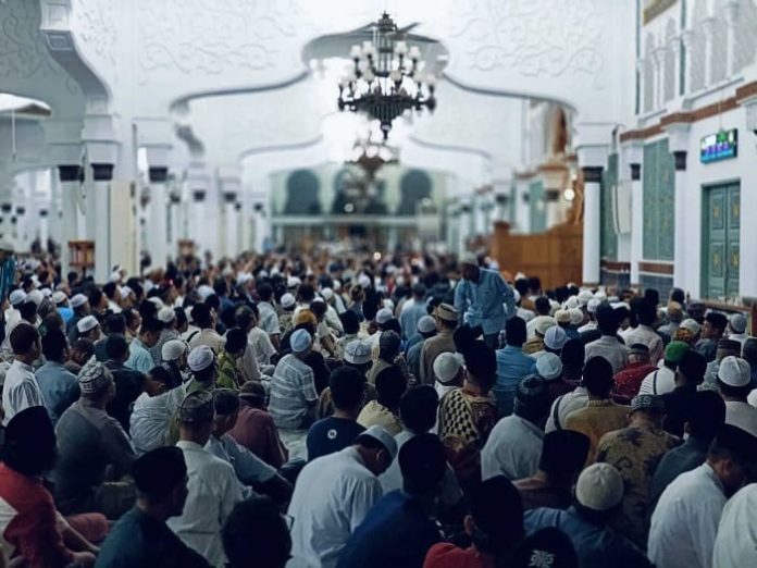 salat-jenazah-tu-sop (1) saksikanlah wahai pencaci tu sop