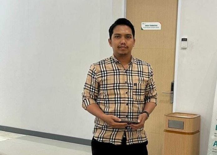 raka (1) Dosen Fisip Universitas Almuslim