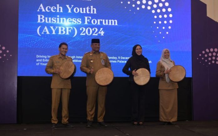 Ekonomi Aceh (1) Komparatif.ID, Banda Aceh— Penjabat Gubernur Aceh, Dr. H. Safrizal ZA, M.Si, menyebut generasi muda punya peran penting sebagai motor penggerak utama memaksimalkan potensi ekonomi Aceh.