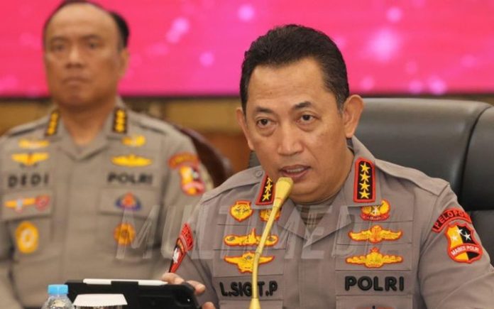 Kapolri (1) Polri Bakal Rekrut Artis Mantan Pecandu sebagai Duta Anti-Narkoba Kapolri Jenderal Polisi Drs. Listyo Sigit Prabowo, pada konferensi pers pencapaian desk pemberantasan narkoba, Kamis (5/12/2024). Foto: Humas Polri.