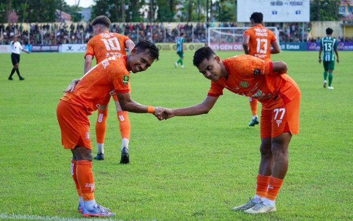 Dingin di Puncak, Persiraja Bungkam PSMS 2-1