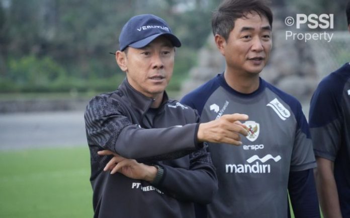 STY Mulai Persiapkan Timnas Jelang Piala AFF 2024 Pelatih timnas Indonesia, Shin Tae-yong (STY). Foto: PSSI.