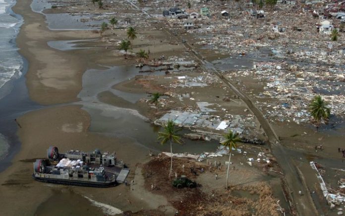 Tsunami Aceh Gempabumi, Nek Umi, & Tsunami