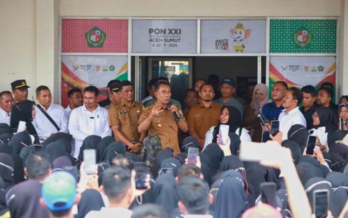 Ribuan Guru Honorer Pidie Demo Tuntut Kepastian Status