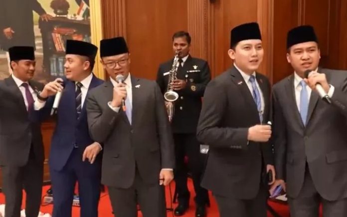 Menlu Sugiono hingga Mayor Teddy Nyanyi Kuch Kuch Hota Hai di Istana Presiden India