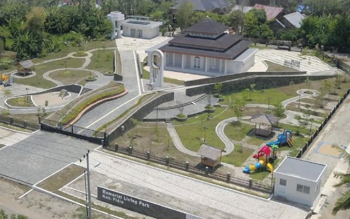 Monumen Rumoh Geudong Akan Diresmikan Februari 2025 Memorial Living Park yang dibangun di atas puing-puing pos sattis Rumoh Geudong di Gampong Bili, Kecamatan Glumpang Tiga, Pidie dijadwalkan akan diresmikan pada Februari 2025 mendatang. Foto: BPPW Aceh.