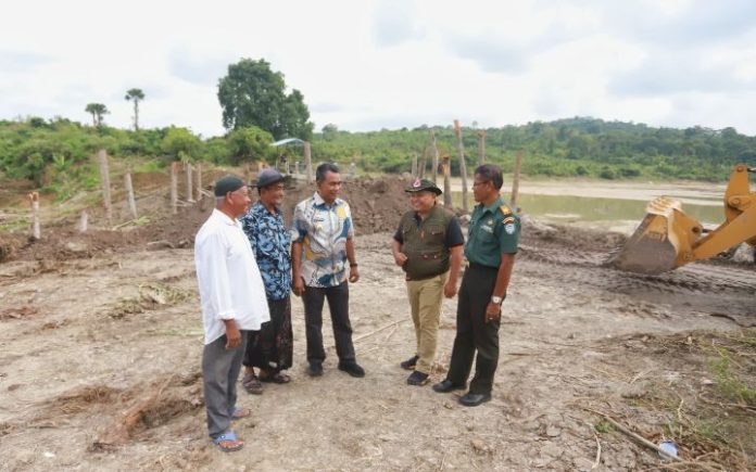 Samsul Azhar Imbau Petani Rawat Waduk Blang Pawod
