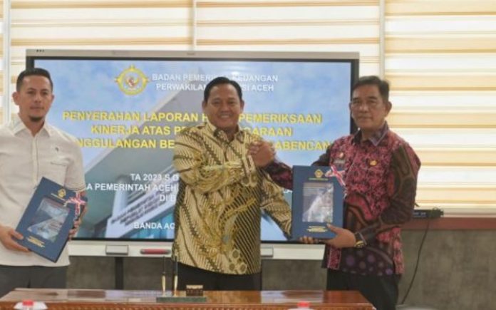 Sekda Aceh (1) Plt Sekda Terima LHP dari BPK Aceh