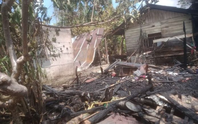 Gara-gara Bakar Sampah Kandang Kambing, 2 Rumah di Pidie Hangus