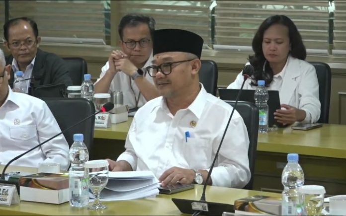 Menteri Mu'ti Anggaran Kementerian Pendidikan Dasar & Menengah Dipotong Rp8 T