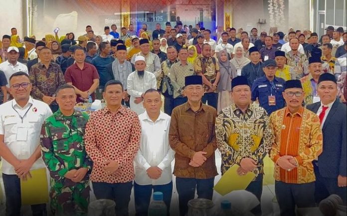 Mukhlis -Razuardi KIP Tetapkan Mukhlis-Razuardi Sebagai Bupati-Wakil Bupati Bireuen Terpilih