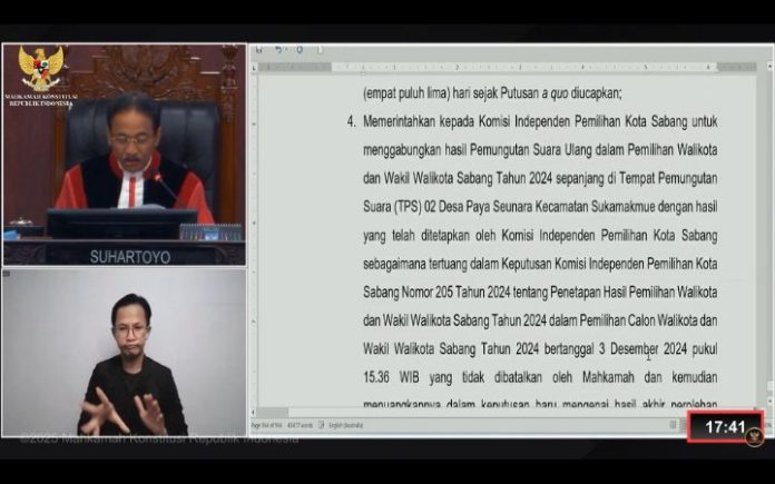 Sengketa Pilwako Sabang MK Perintahkan PSU di TPS 02 Paya Seunara Sabang MK perintahkan KIP Sabang gelar PSU di TPS 02 Paya Seunara, Kecamatan Sukamakmue, Kota Sabang. Foto: Youtube MK.