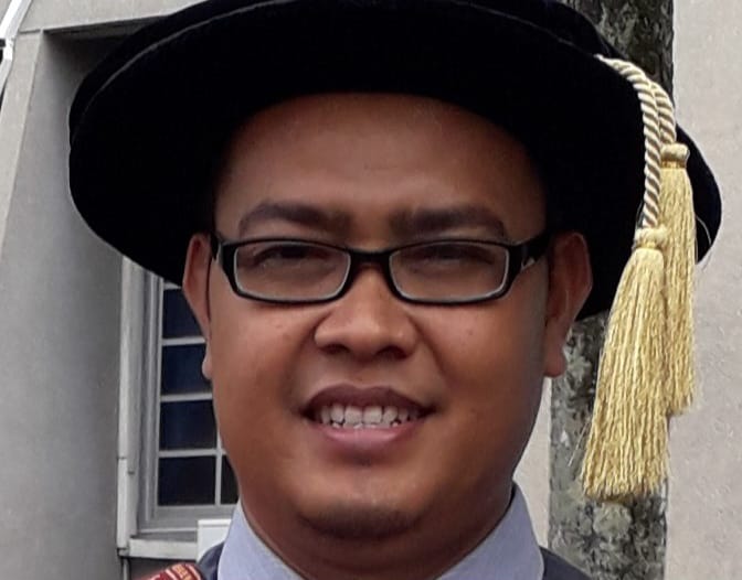 WhatsApp Image 2025-02-25 at 18.12.14 Revisi UU Kejaksaan, Akademisi Ingatkan Jaksa & Polisi Harus Setara Dr. Muhammad Hatta, S.H., LL.M, akademisi dan Lektor Kepala Universitas Malikussaleh Lhokseumawe. Foto: HO for Komparatif.ID.