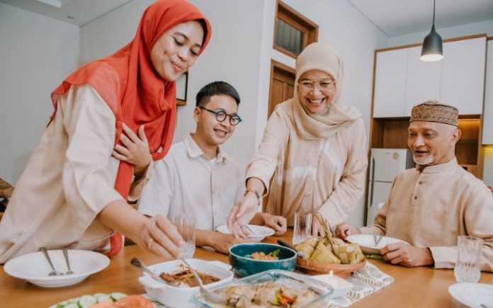 Ini Rukun & Syarat agar Puasa Ramadan Sah Menjalankan puasa dengan memahami rukun dan syaratnya menjadi kunci agar ibadah ini sah dan diterima oleh Allah. Ilustrasi: Komparatif.ID.
