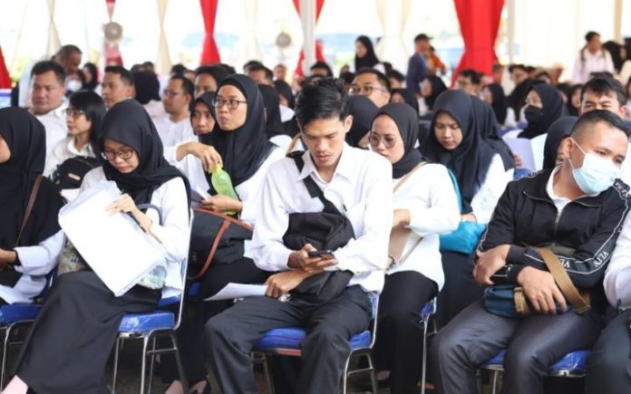 tes CPNS BKN Sebut Penetapan NIP CASN 2024 Rampung Juni 2025 Kepala BKN Zudan Arif menyebut penetapan NIP CASN 2024 rampung Juni 2025. BKN memastikan proses pengangkatan tetap berjalan meski mengalami perubahan jadwal. Foto: BKN.