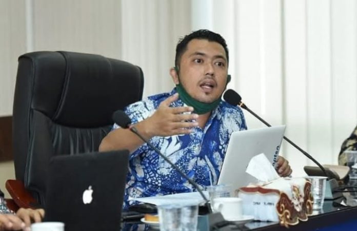 Jumaidi Gebrakan Illiza Angkat Kembali Marwah Syariat Islam di Banda Aceh Akademisi Fakultas Hukum Universitas Abulyatama, Dr. Jummaidi Saputra. Foto: HO for Komparatif.ID.