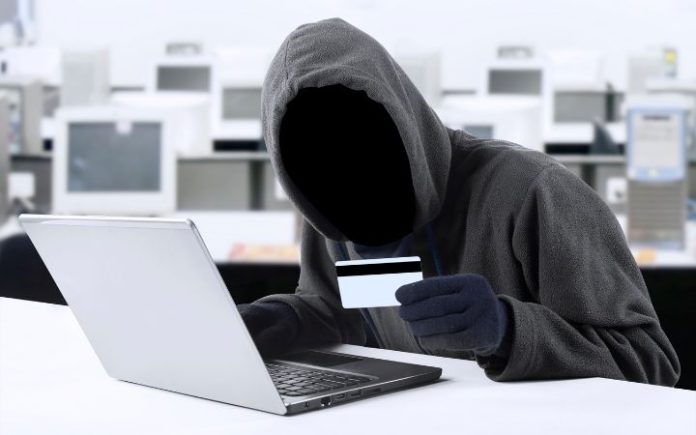 OJK: Rp1,7 T Uang Masyarakat Raib Akibat Penipuan Online